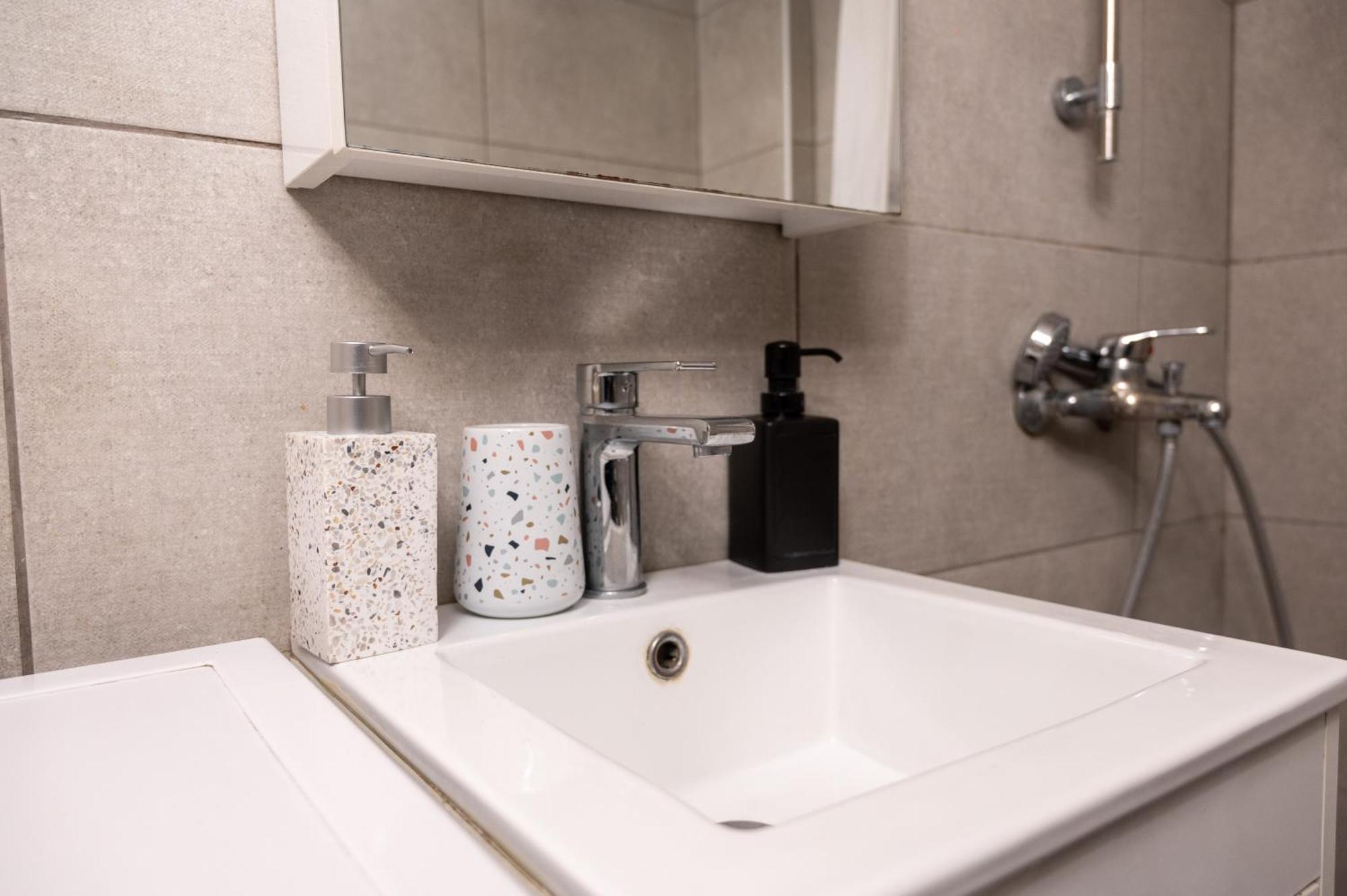 Niso Thessaloniki Hospitality Apartments 外观 照片